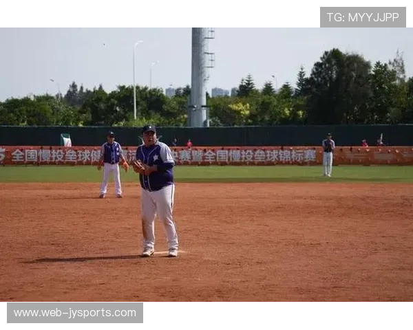 海峡两岸暨港澳大学生棒垒球文化交流活动在平潭举行 海峡两岸暨港澳大学生棒垒球文化交流活动在平潭举行